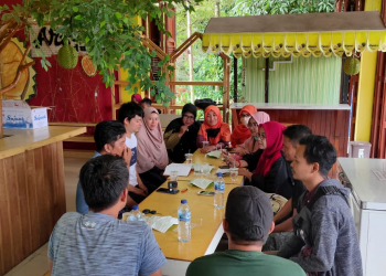 Jadikan Pasar Tradisional Sebagai Labor, Pelaku EKRAF Bentuk Komunitas Kuciang Baranak