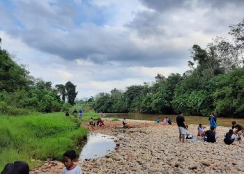 AYIA ANGEK : WISATA SEHAT NAGARI MUARO PAITI